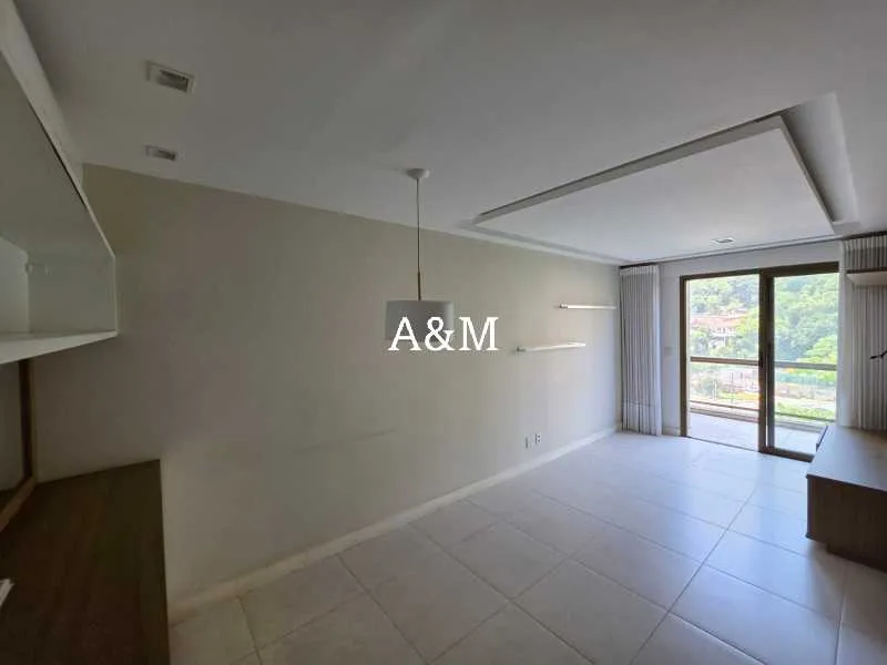 Furnished apartment, 77 m², with a mountain view