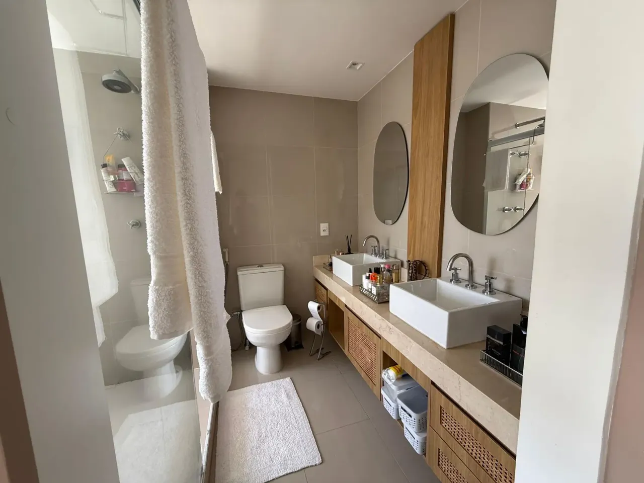 Furnished apartment with 4 bedrooms and 5 bathrooms — photo 10