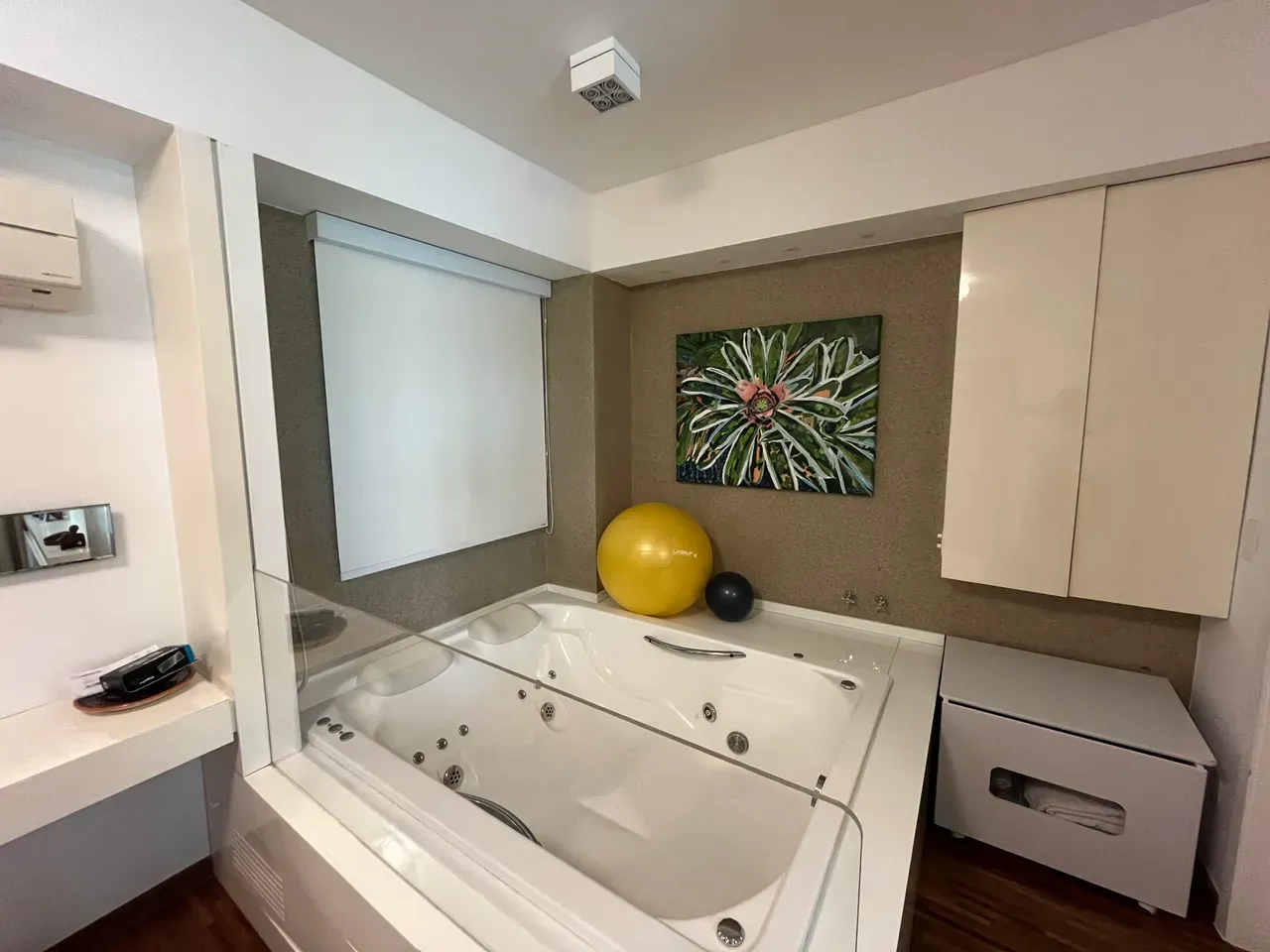 Furnished apartment, 240 m², with a washing machine — photo 23
