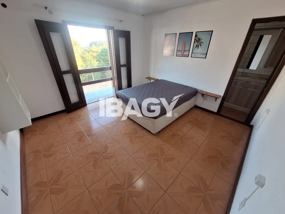 Furnished house with 3 bedrooms and 1 en-suite — photo 25