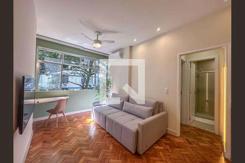 1 quarto e janelas do piso ao teto: apartamento de 40 m² — photo 16