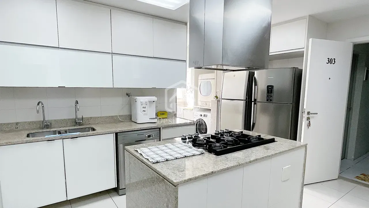 Furnished apartment with 4 bedrooms and 287 m² — photo 11