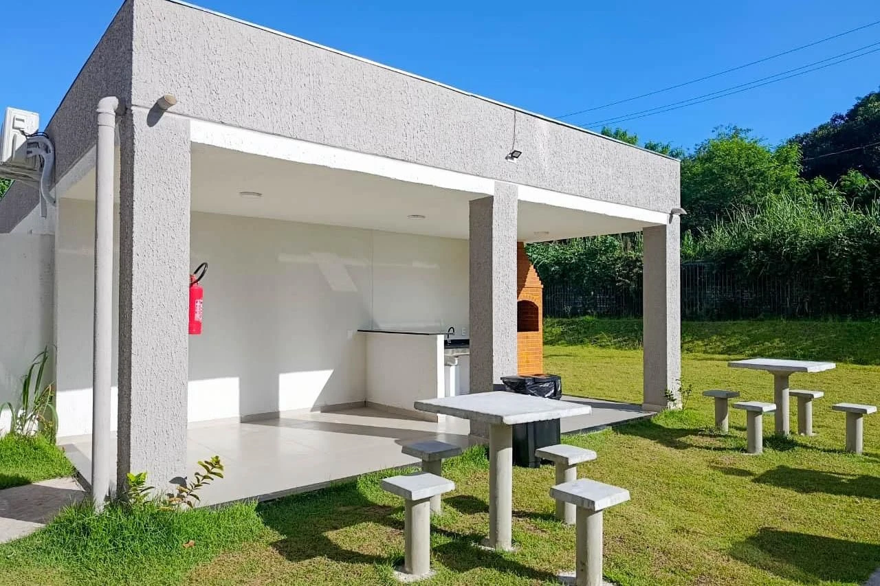 Apartamento sem mobília com 2 quartos e sem vaga