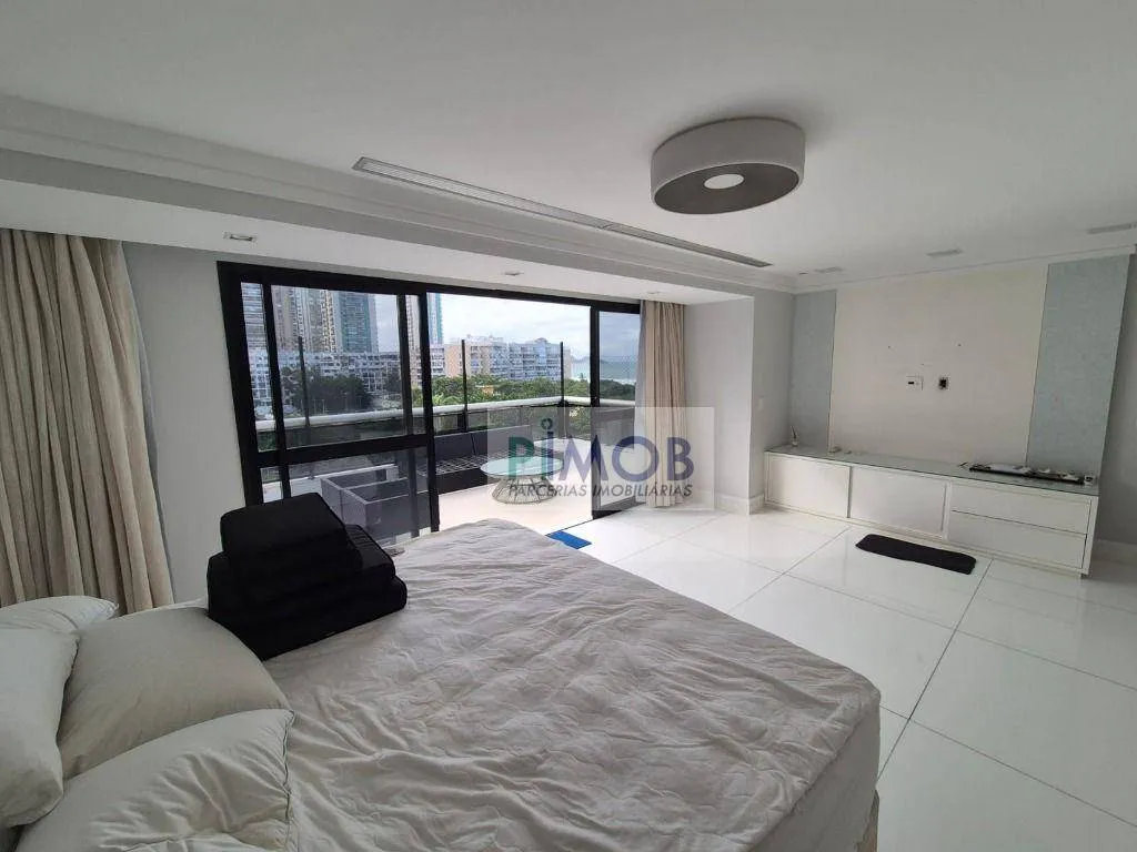 Furnished duplex penthouse with 3 bedrooms and 256 m² — photo 16