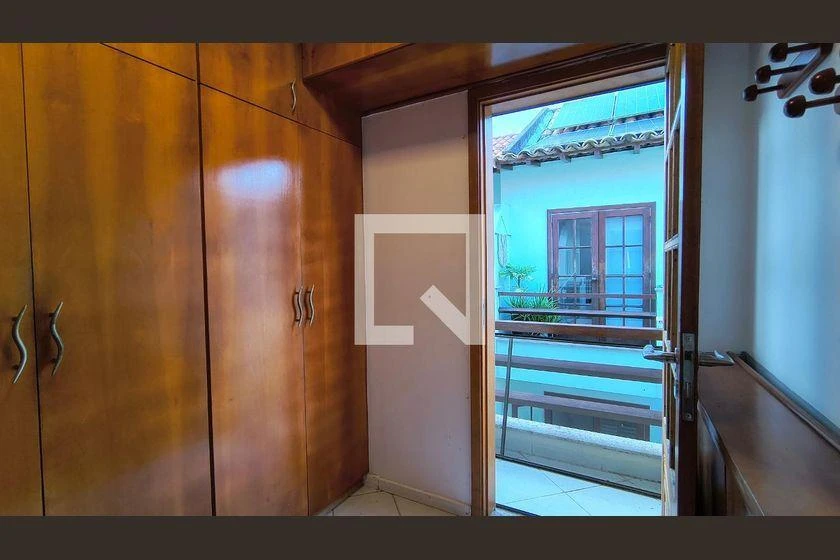 Sobrado em condomínio com 3 suítes e varanda de vidro — photo 35