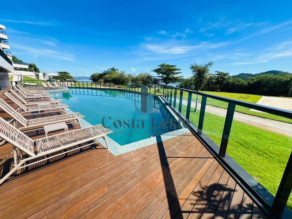Квартира 160 м² с 3 спальнями с ванной и 4 санузлами — photo 2