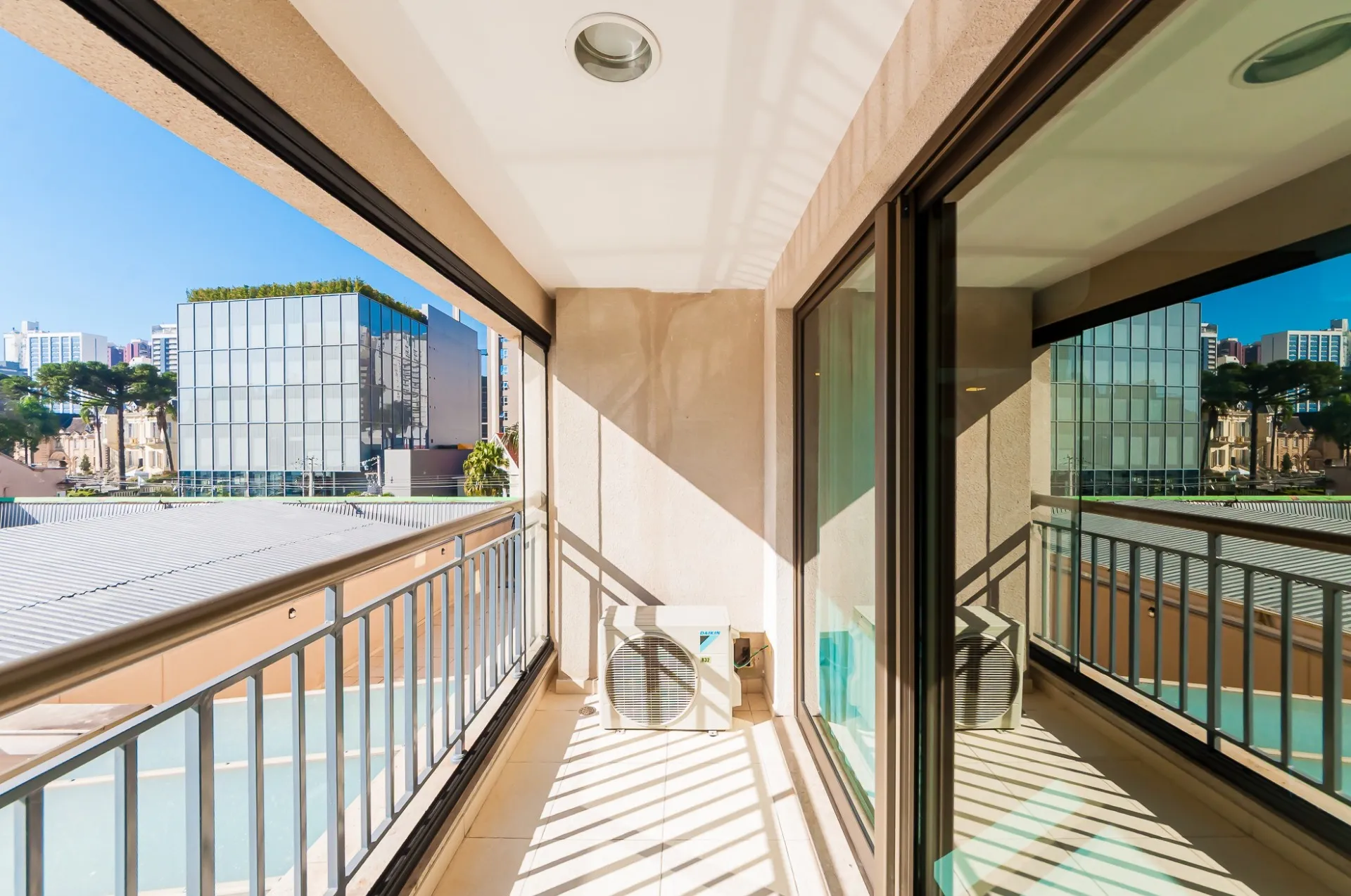 Apartamento mobiliado de 70 m² com 1 quarto e varanda — photo 23
