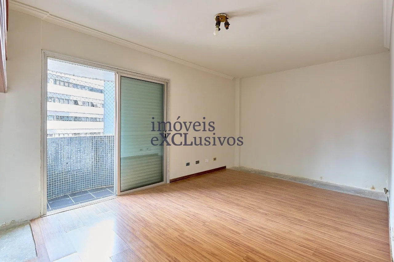 450 m² apartment with 4 bedrooms and 3 parking spaces — photo 18