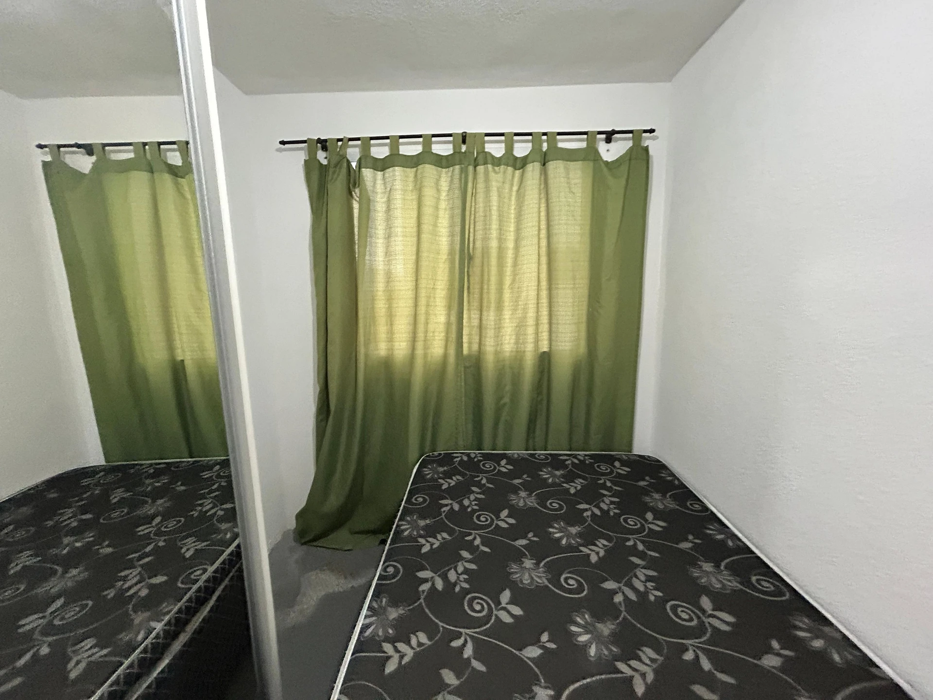 Apartamento amueblado con 2 dormitorios y 1 plaza — photo 29