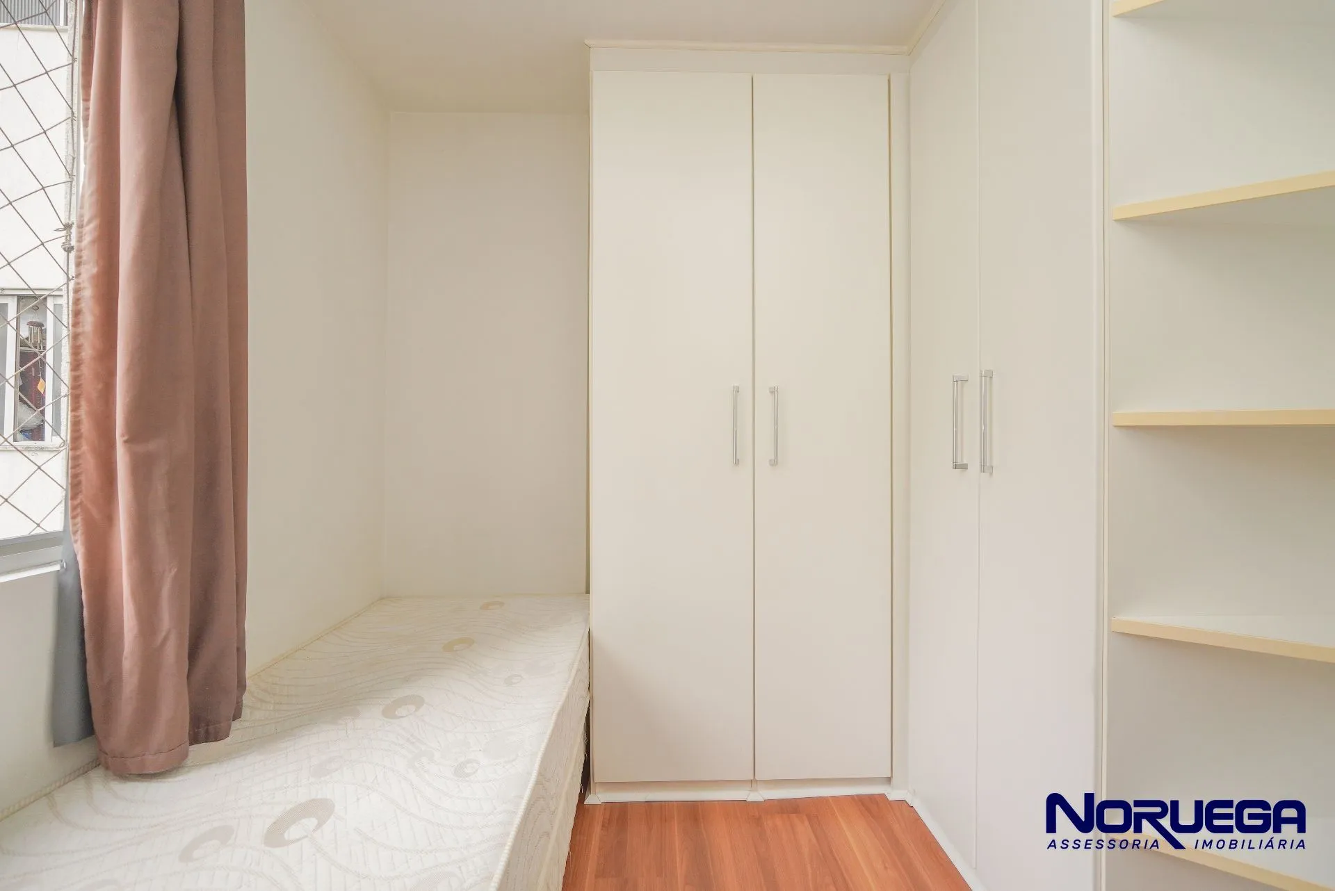 Apartamento com piso de madeira ou laminado, Cristo Rei — photo 6