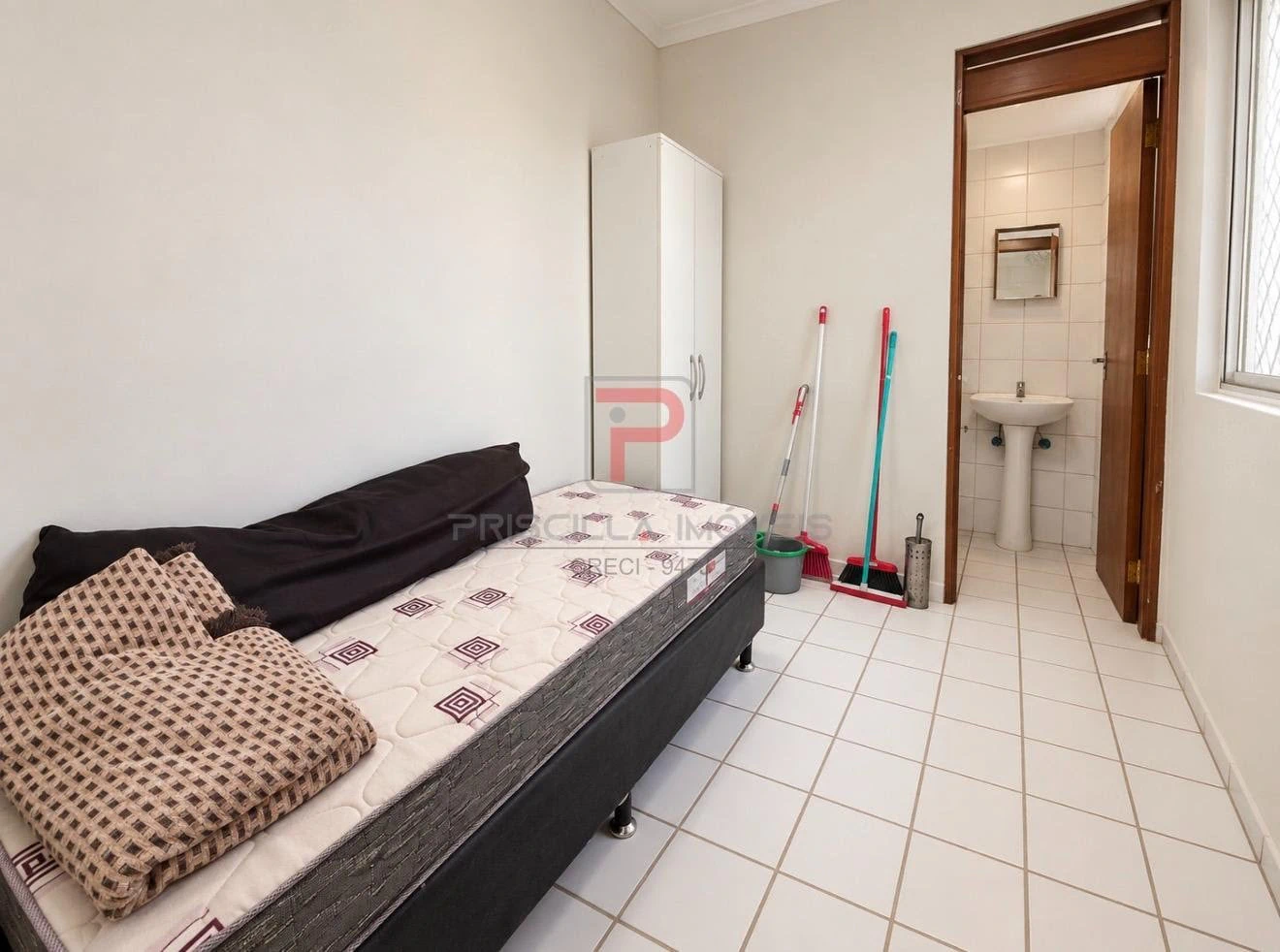 Furnished apartment, 115 m², with a washing machine — photo 4