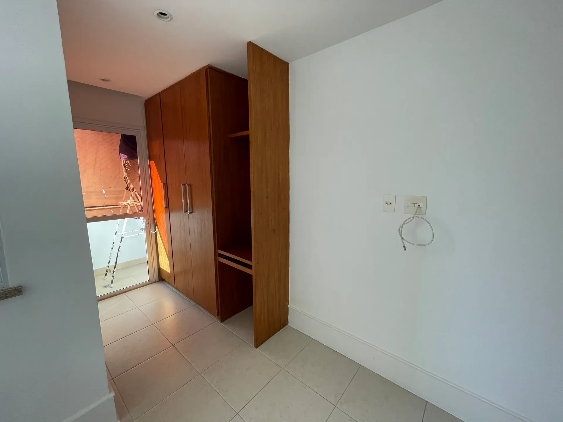 Cobertura com 4 quartos e cozinha com fogão a gás — photo 36