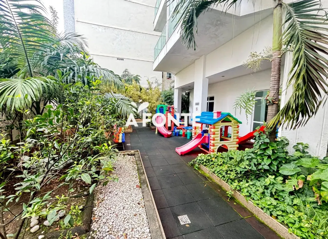 2-bedroom apartment with a grill on the balcony — photo 10