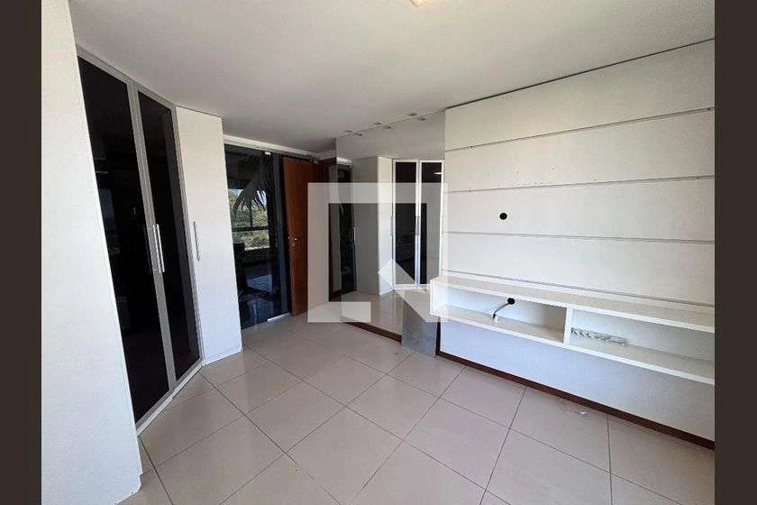 Top-floor apartment with 198 m², 4 bedrooms and 3 parking — photo 20