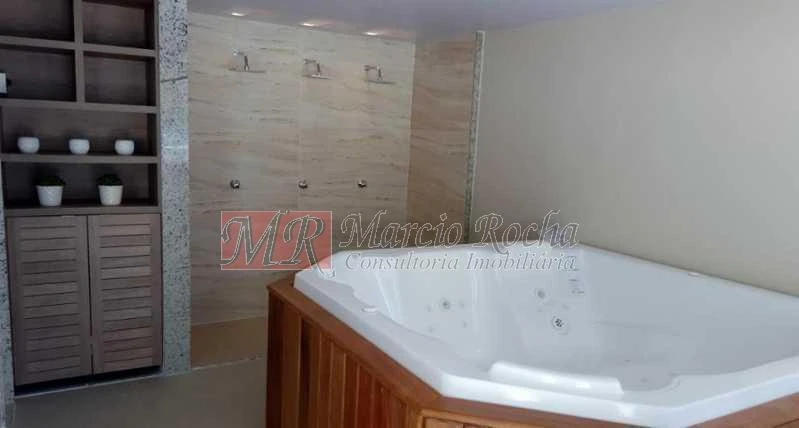 Penthouse with 3 bedrooms and a glassed-in balcony — photo 5