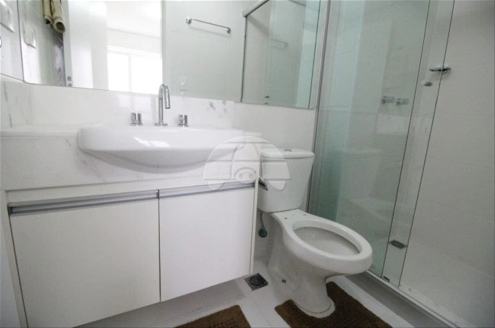 Apartamento mobiliado, 50 m², com janelas do piso ao teto — photo 8