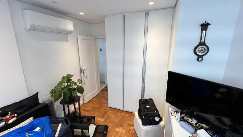 Furnished 3-bedroom apartment with 3 bathrooms — photo 15