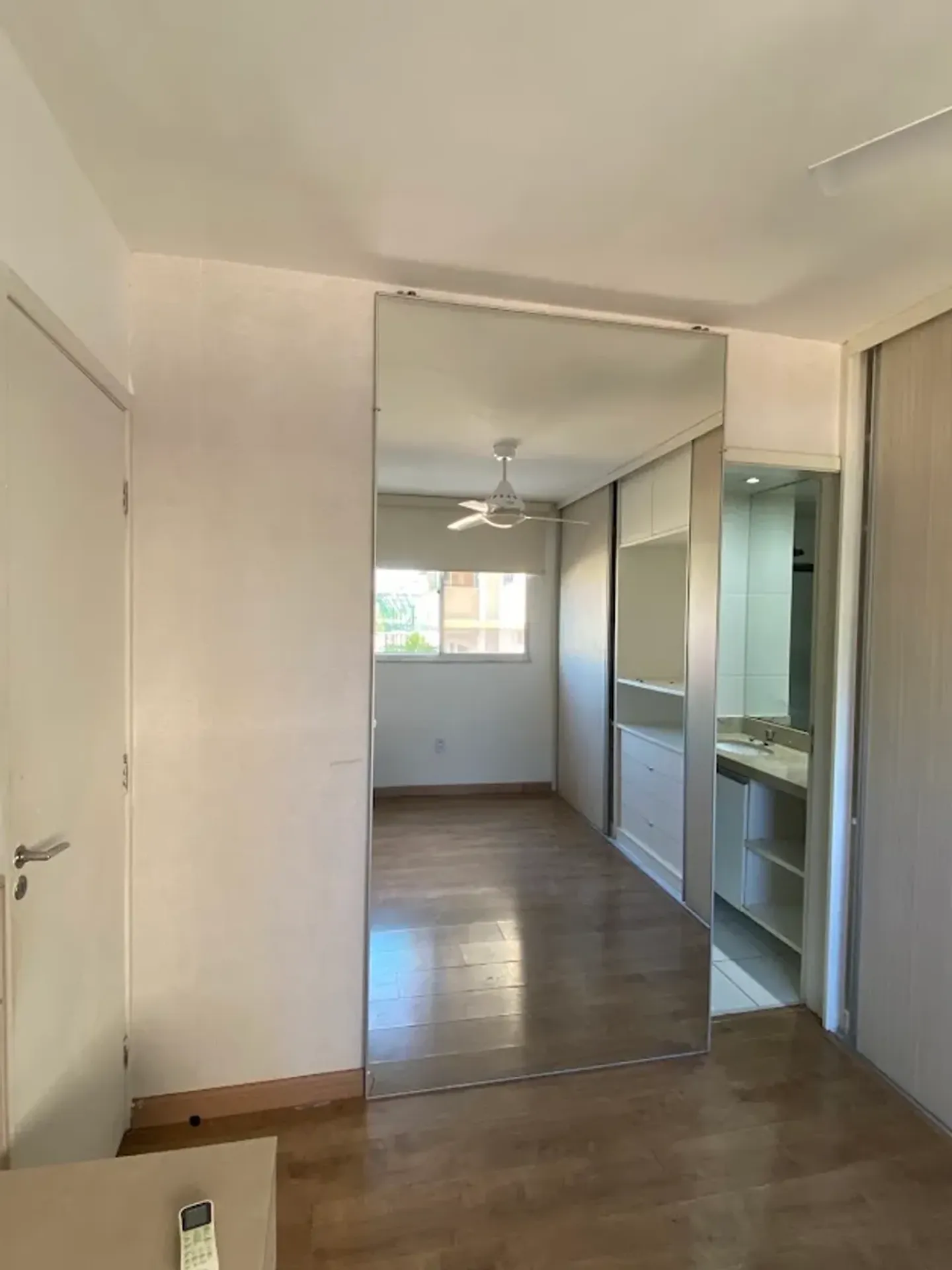 Apartment on the 1st floor with a glass-enclosed balcony — photo 6