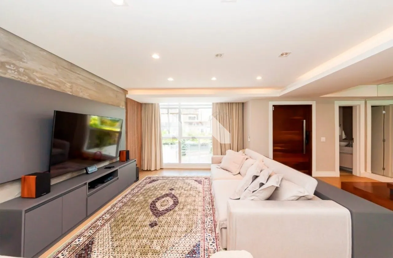 House with 3 en-suite bedrooms and 5 baths, 350 m² — photo 2