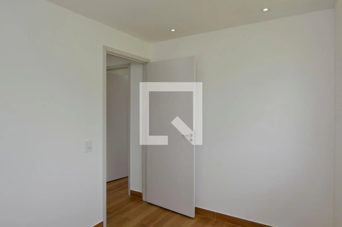 2 quartos e espaço de home office: apartamento de 43 m² — photo 33