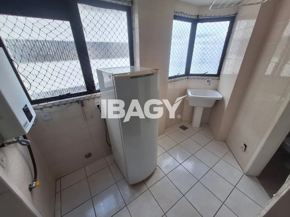 170 m² unfurnished apartment with 3 bedrooms and suite — photo 5
