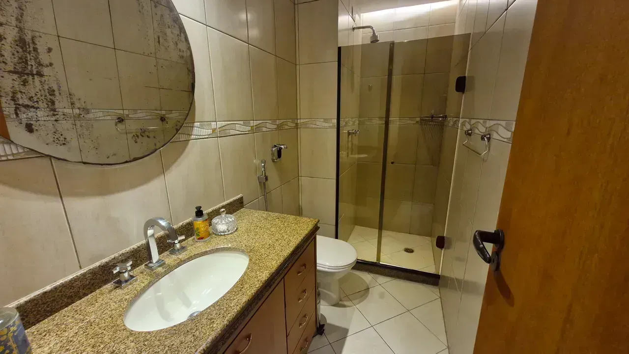 Apartment with a closed kitchen and 3 bedrooms — photo 10