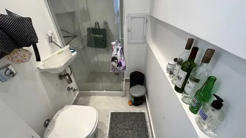 Furnished 3-bedroom apartment with 3 bathrooms — photo 24