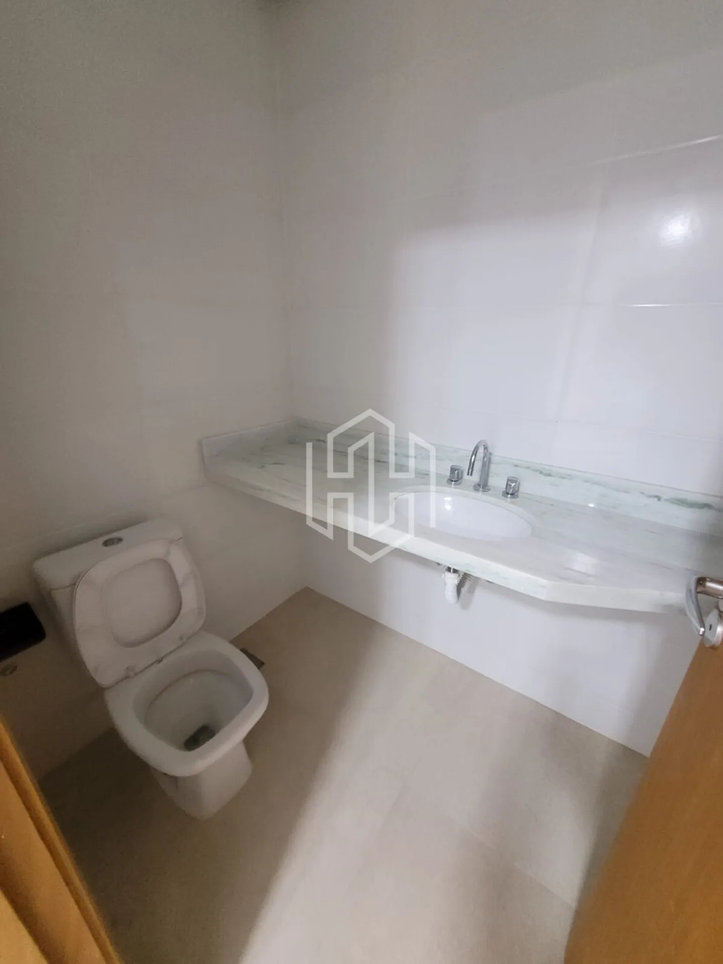 4-bedroom apartment with a water view in Rio de Janeiro — photo 2