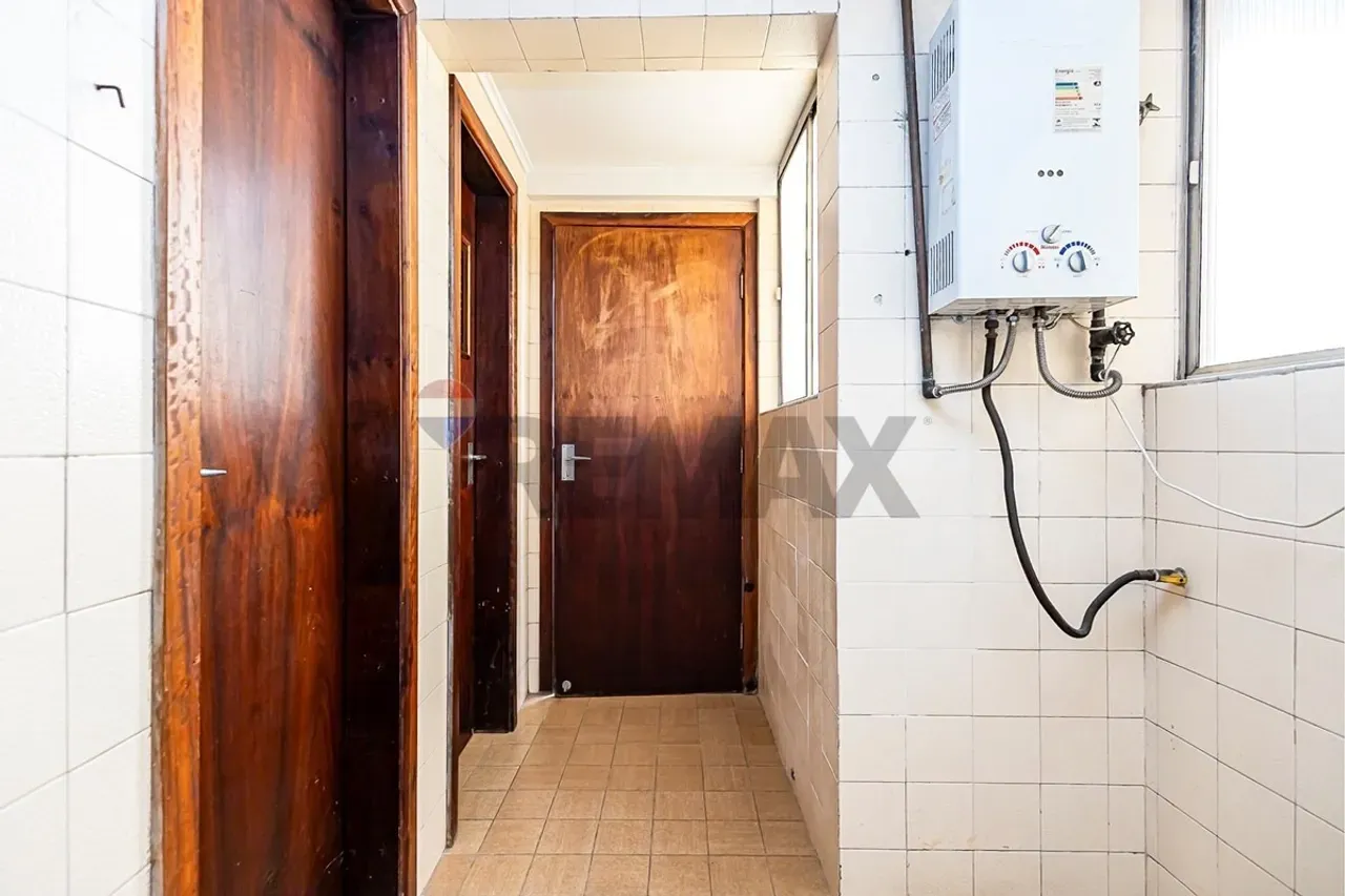 94 m² apartment with a washing machine and a home office — photo 24
