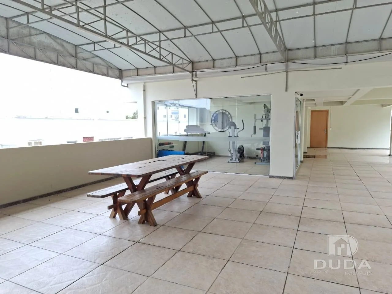 Apartment on the 5th floor with a grill on the balcony — photo 19