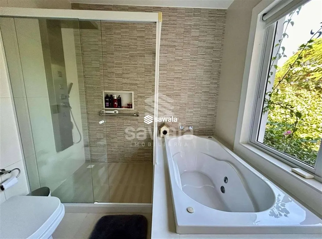 Furnished house with 600 m², 3 bedrooms and 5 baths — photo 50