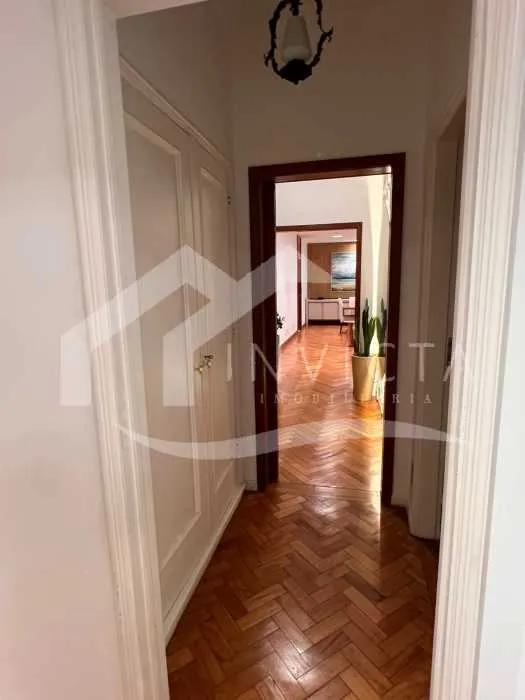 Furnished apartment, 215 m², with a bathtub — photo 14