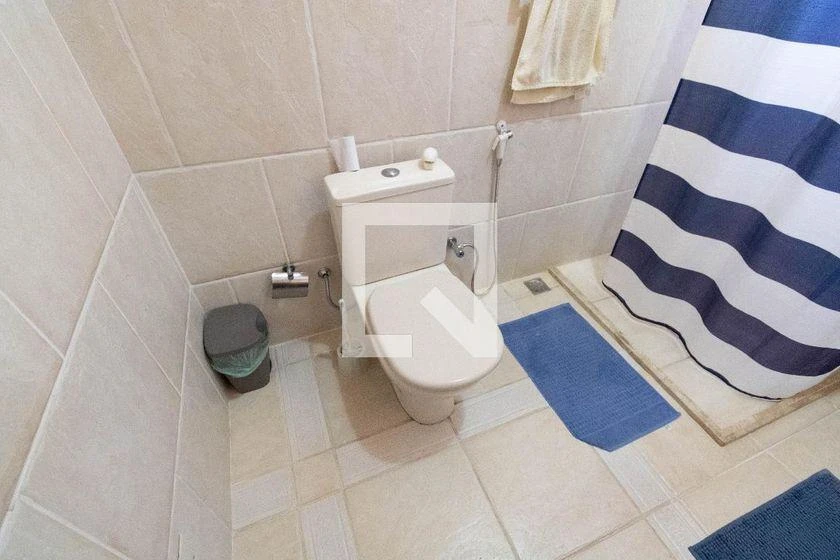 Furnished house with 4 bedrooms and 290 m² — photo 10