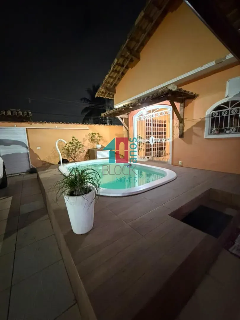 House with shared outdoor pool, 2 bedrooms and 400 m² — photo 32