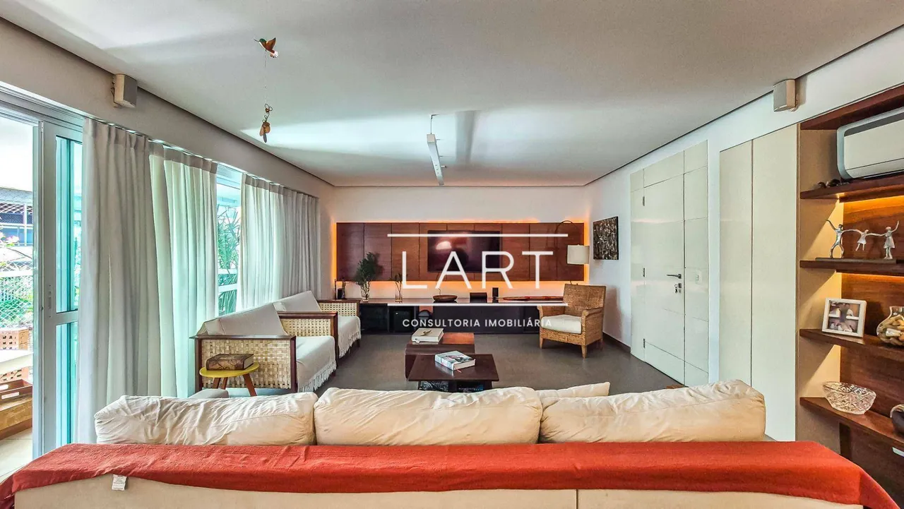 3-bedroom apartment with 240 m² and 3 parking spaces — photo 5