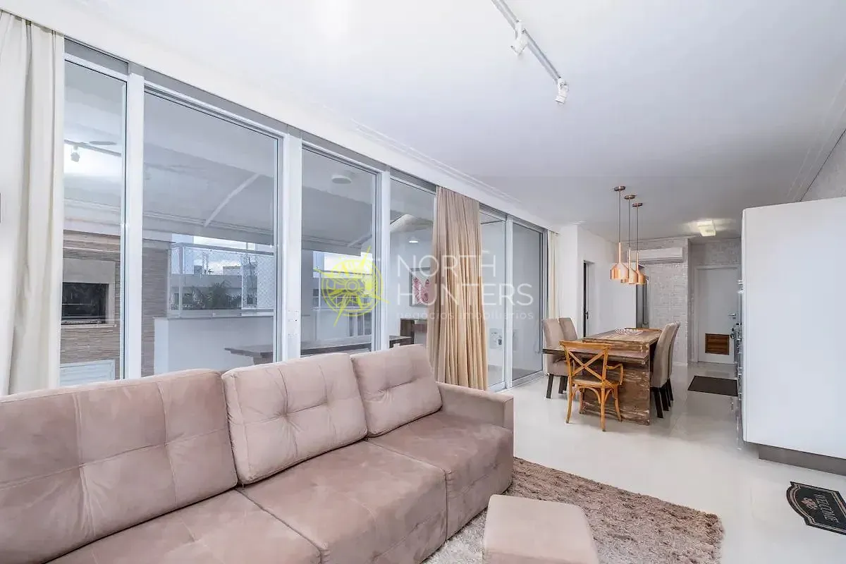 Мебльована квартира з відкритою кухнею 299 м² — photo 32