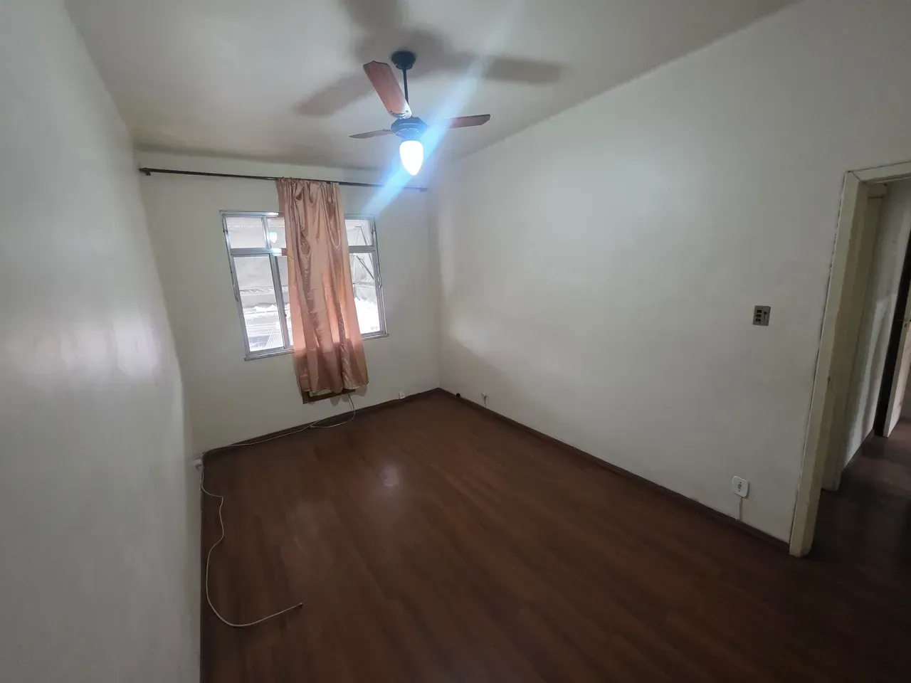 Apartment, 90 m², with wood or laminate floors — photo 18