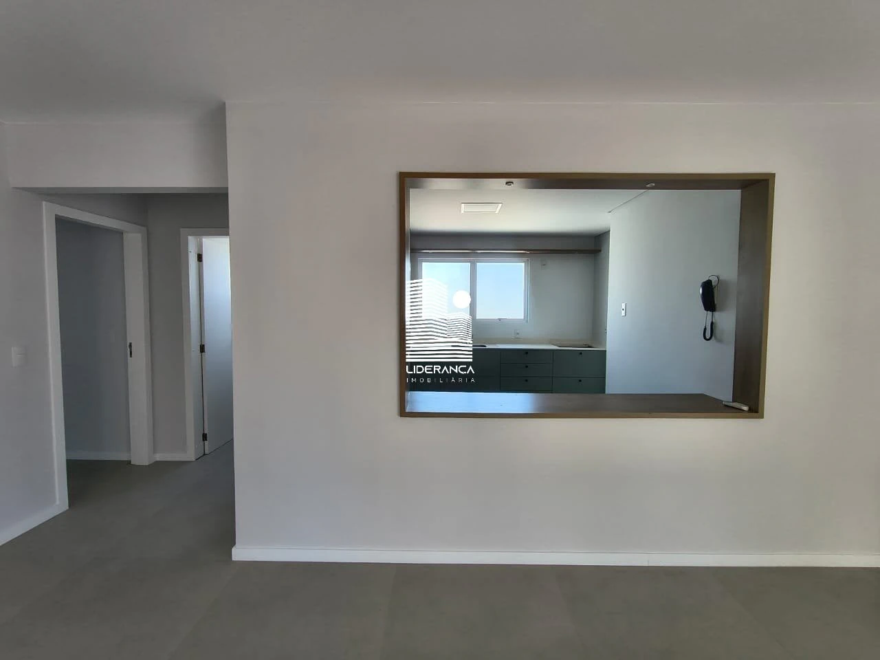 3-bedroom apartment with a home office — photo 19