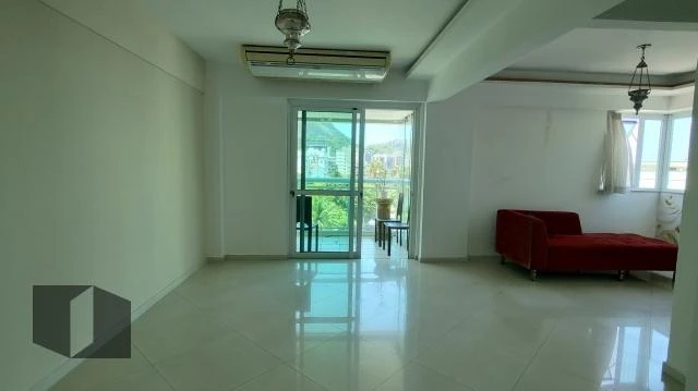 Duplex penthouse with 172 m², 2 bedrooms, 2 bathrooms — photo 15