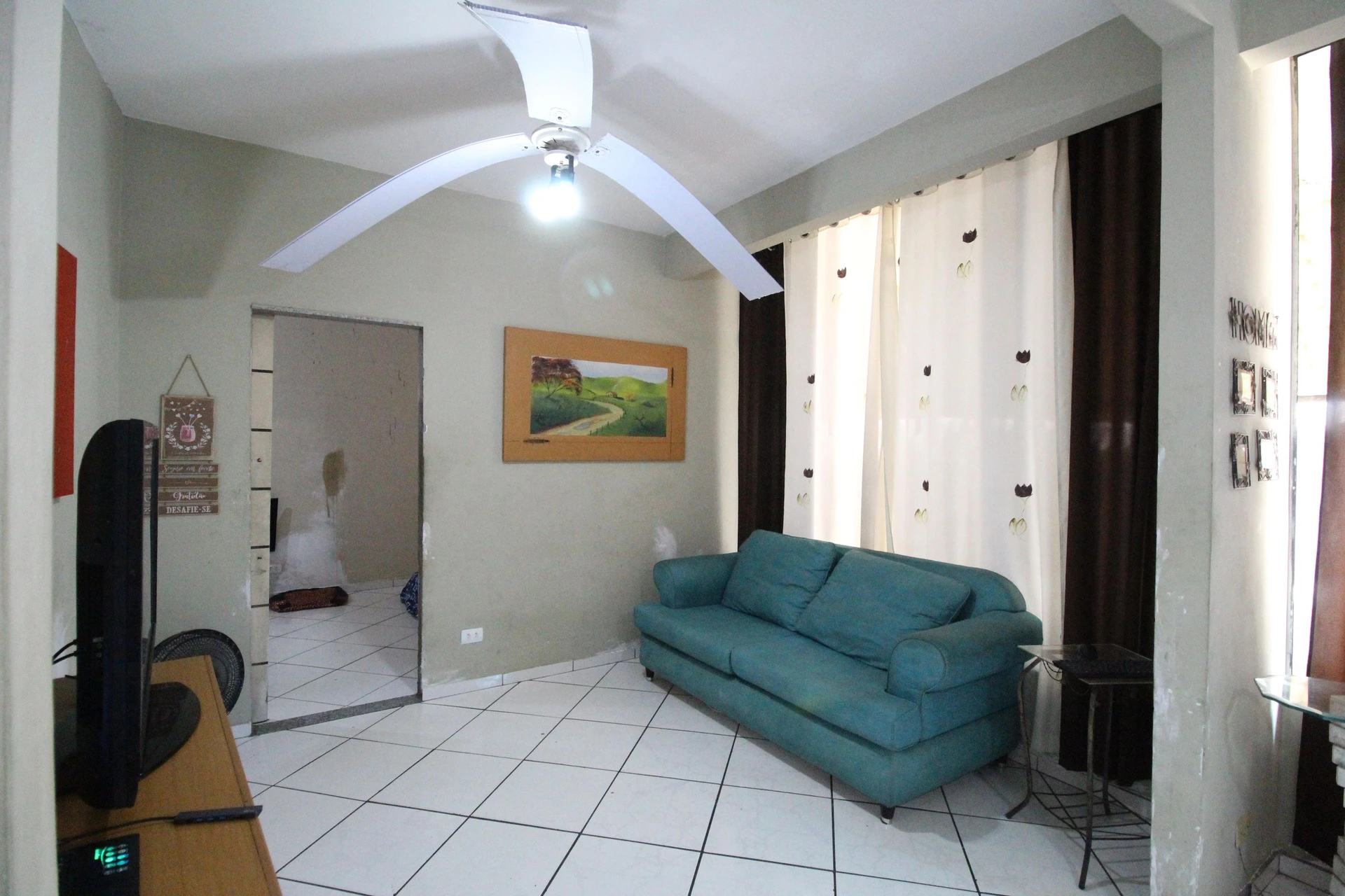 Glass-enclosed balcony in a one-bedroom house, 200 m²