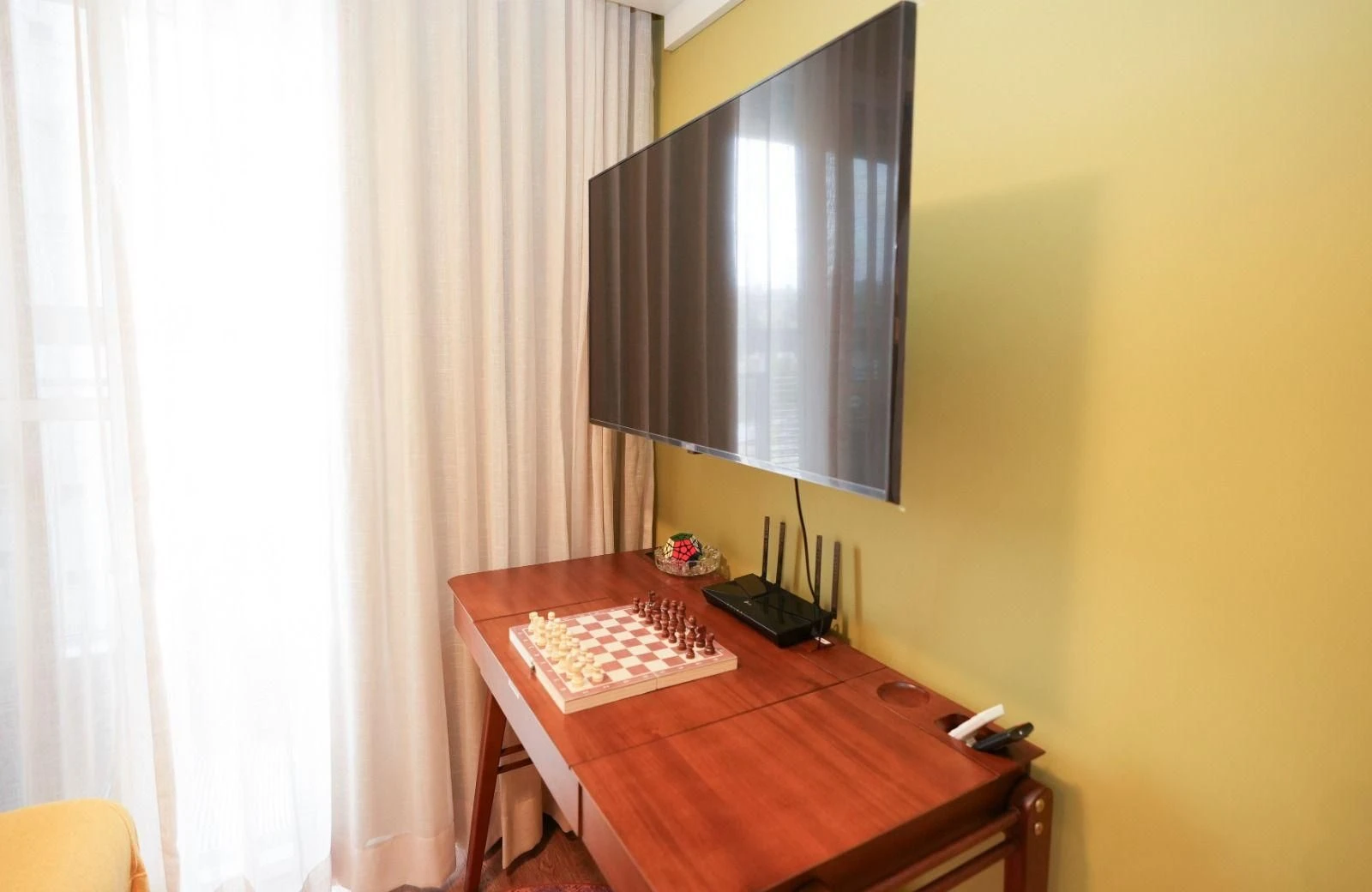 Apartamento mobiliado com cozinha americana e varanda envidraçada — photo 29