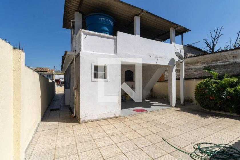 Rental house with 3 bedrooms and private garden — photo 36
