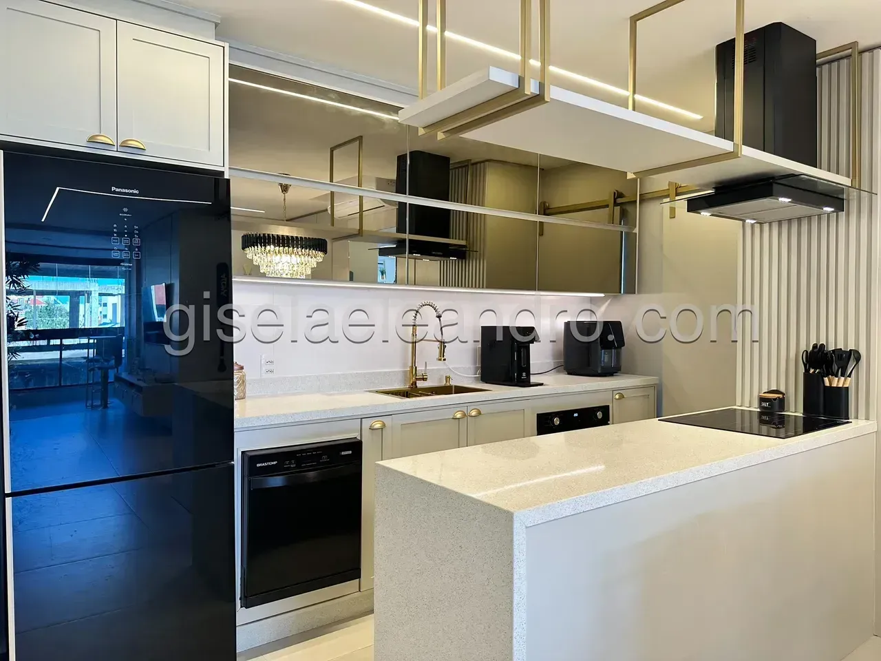 Apartamento amueblado con 3 dormitorios y cocina abierta — photo 13