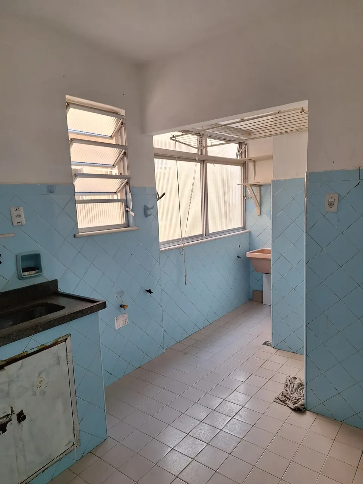 3-bedroom apartment of 54 m², no parking included — photo 27
