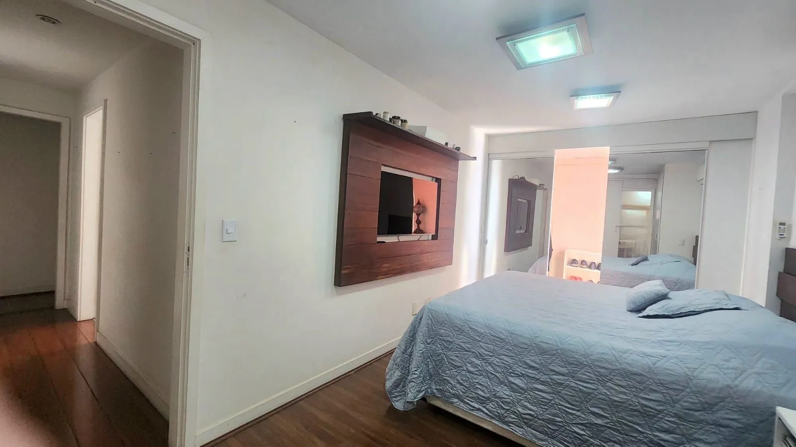 Apartment on the 1st floor with floor-to-ceiling windows — photo 25