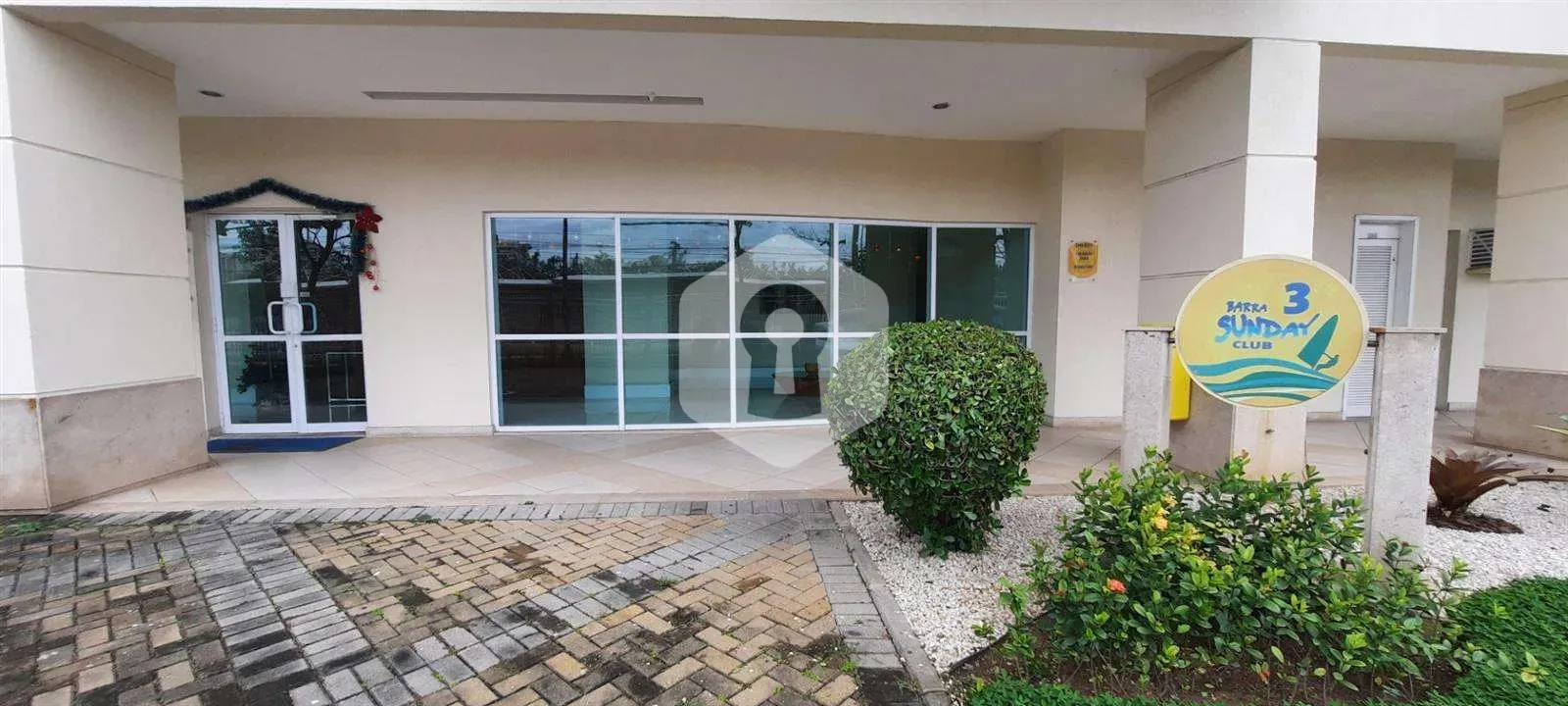 Apartamento de 2 quartos com varanda envidraçada — photo 23