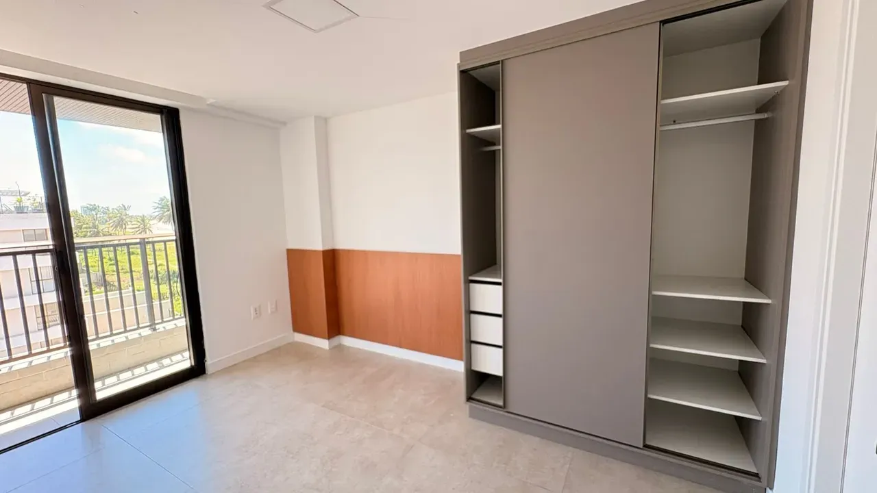 Home office in a 2-bedroom apartment, 58 m² — photo 5