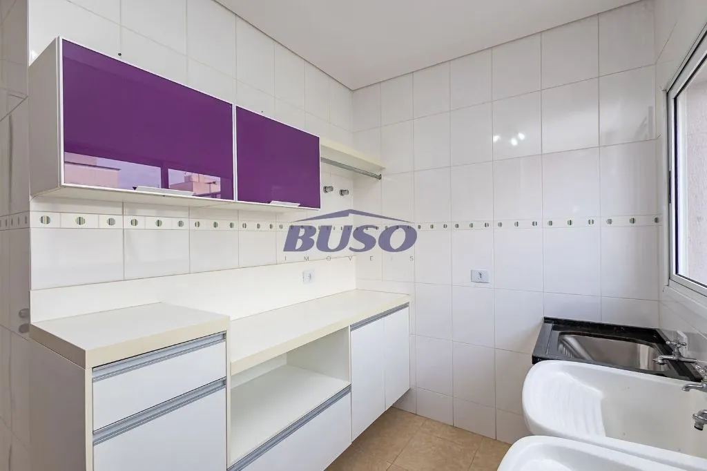 3-bedroom house with 228 m², suite and 3 covered spots — photo 17
