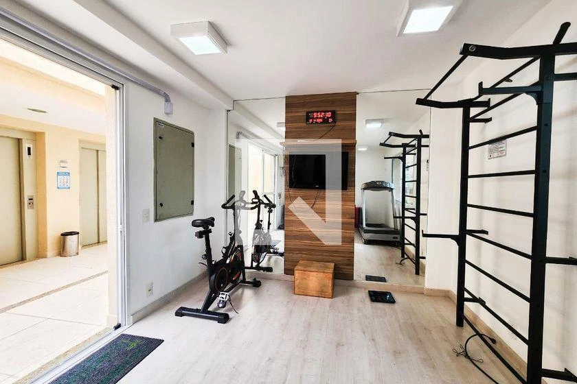 Apartment, 66 m², with a glass-enclosed balcony — photo 47