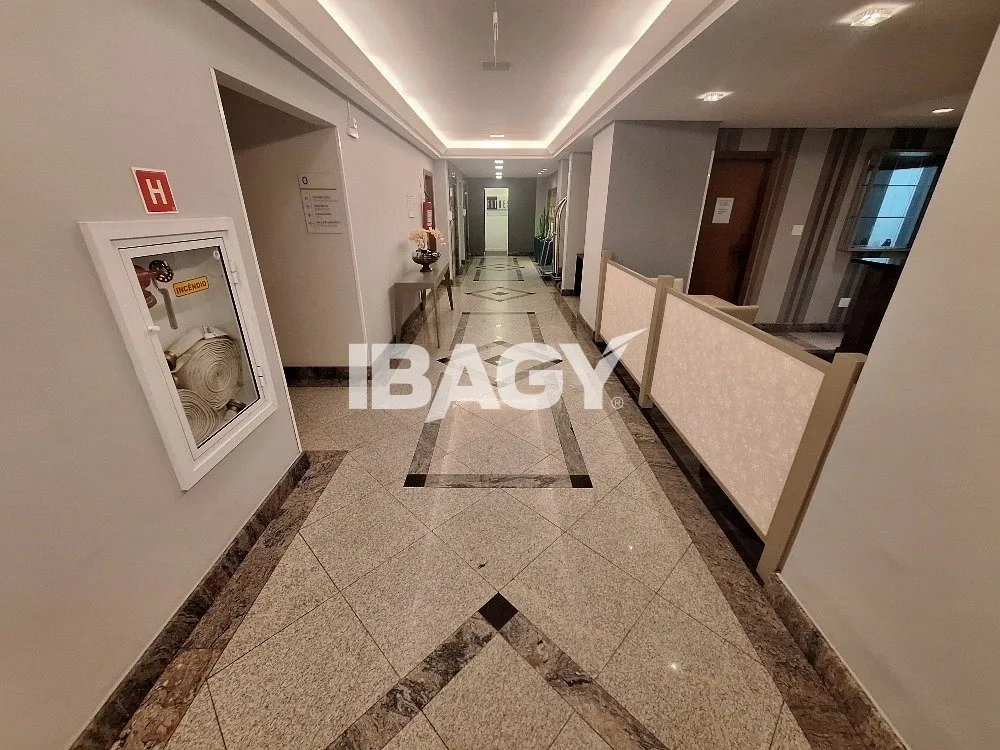 Apartamento de 1 dormitorio con cocina abierta 70 m² — photo 20